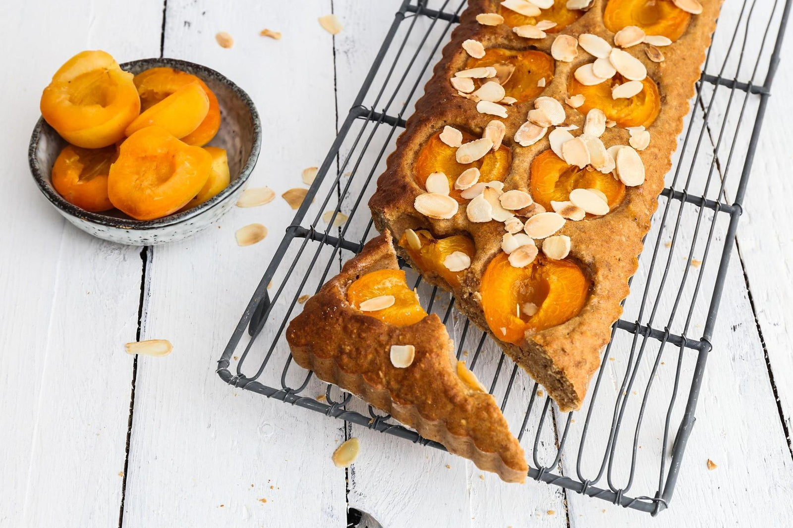 Torta alle albicocche con fiocchi d'avena