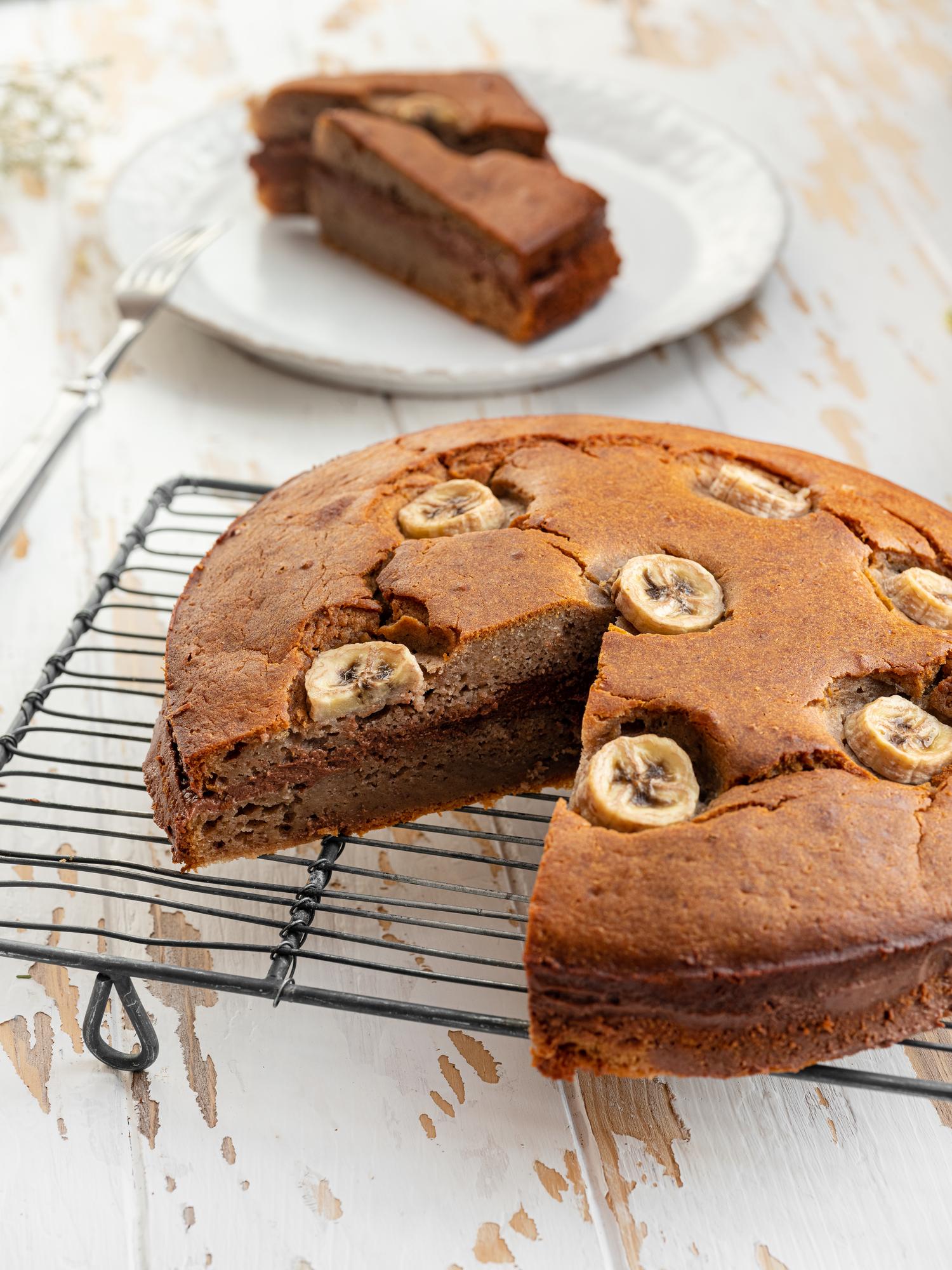 Torta alla banana con crema di ricotta e cioccolato