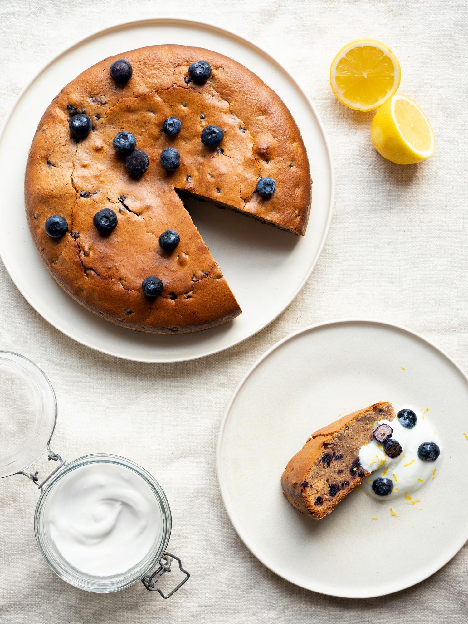 Torta di farro ai mirtilli