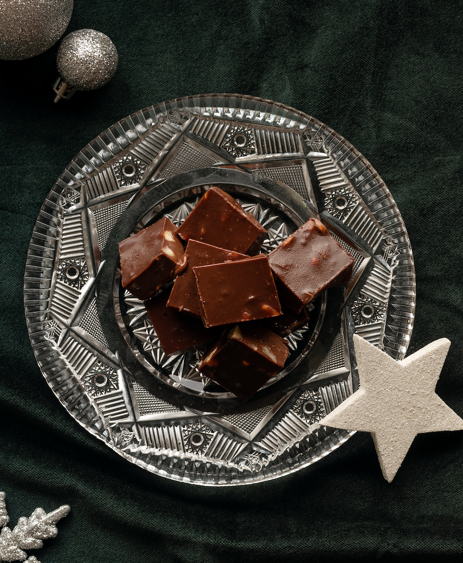 Cubetti di cioccolato alle spezie per pan di zenzero