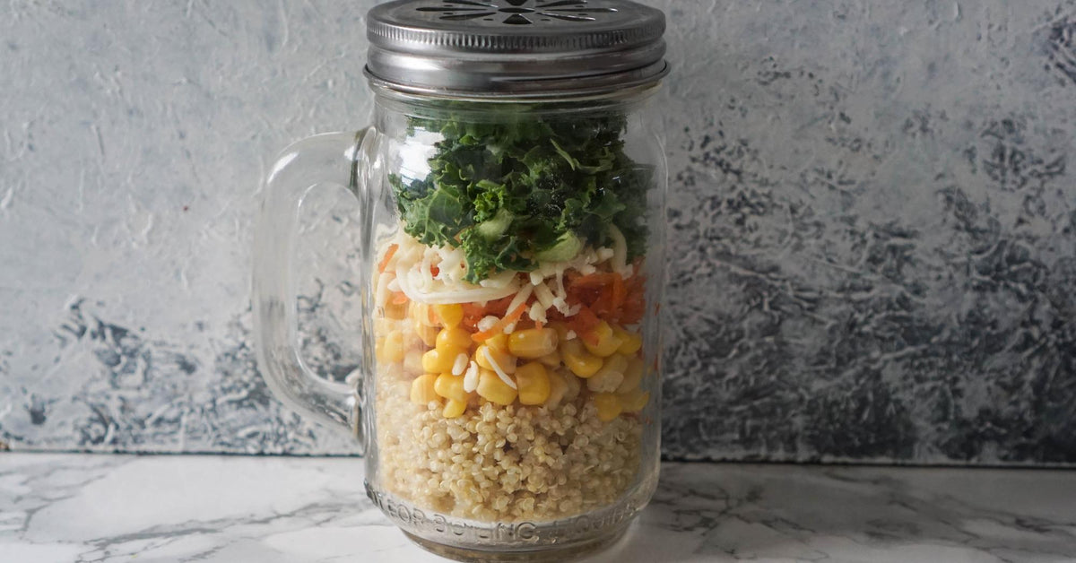 Insalata in barattolo con cuscus