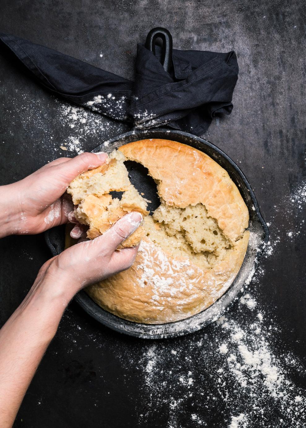 Pane di farro senza impasto