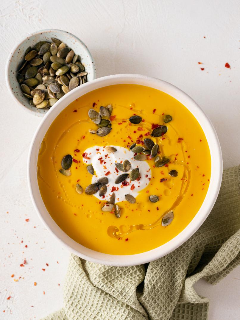 Zuppa di zucca con carote e zenzero
