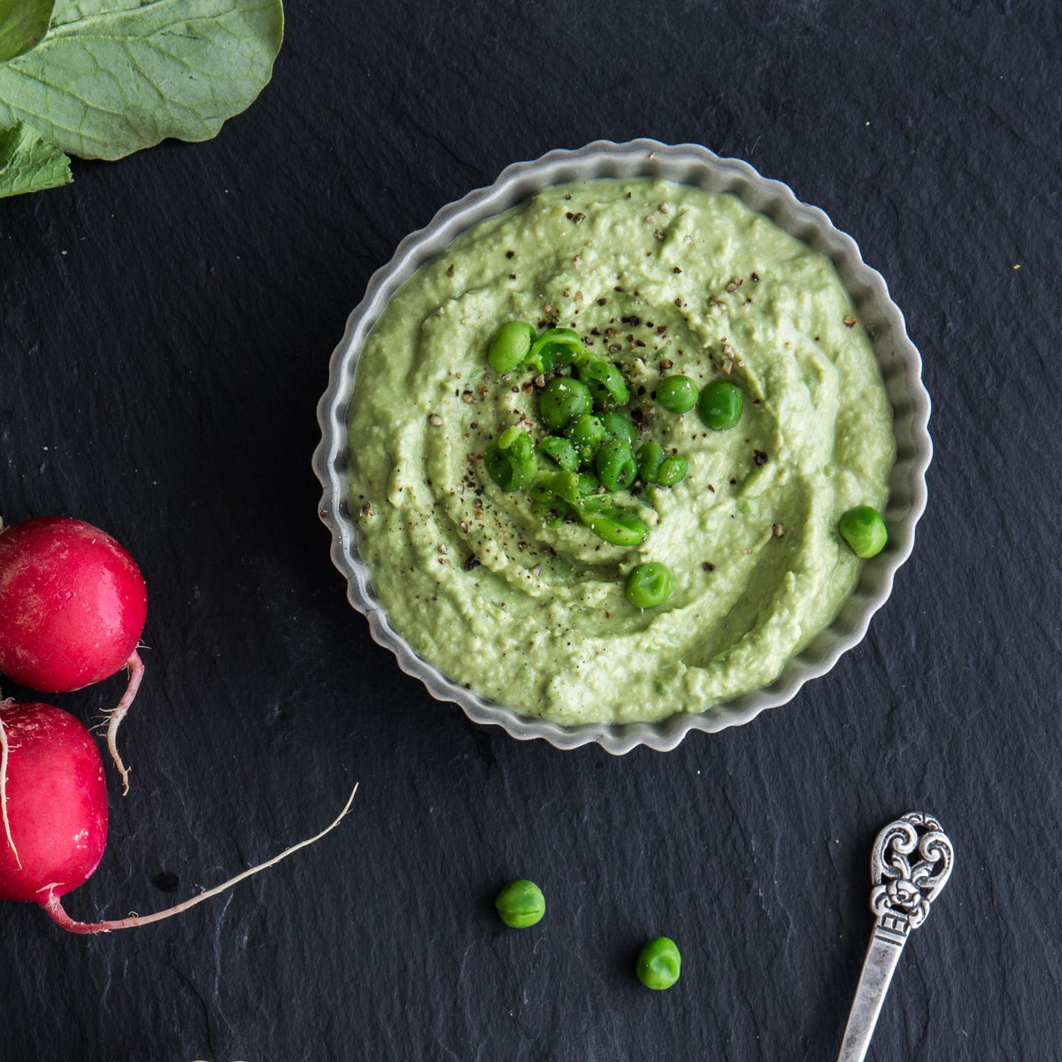 Dip di piselli con verdure