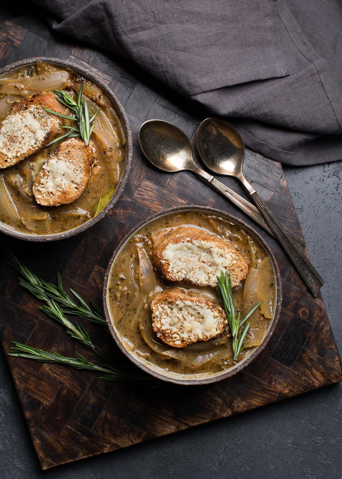 Zuppa di cipolle alla francese