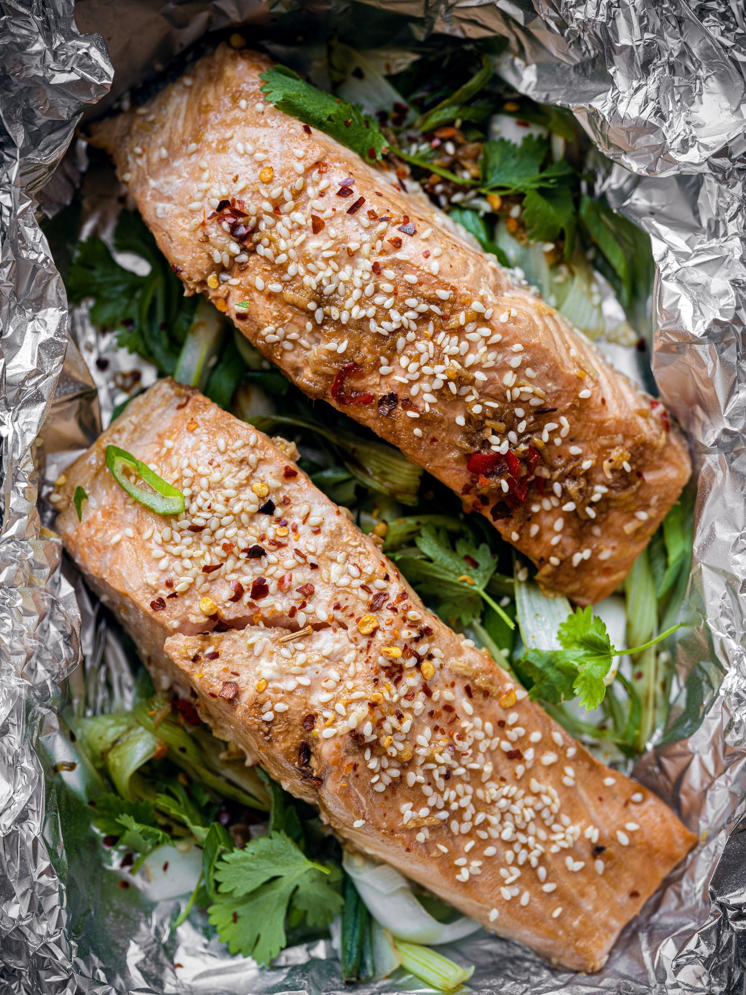 Salmone al vapore con salsa di soia