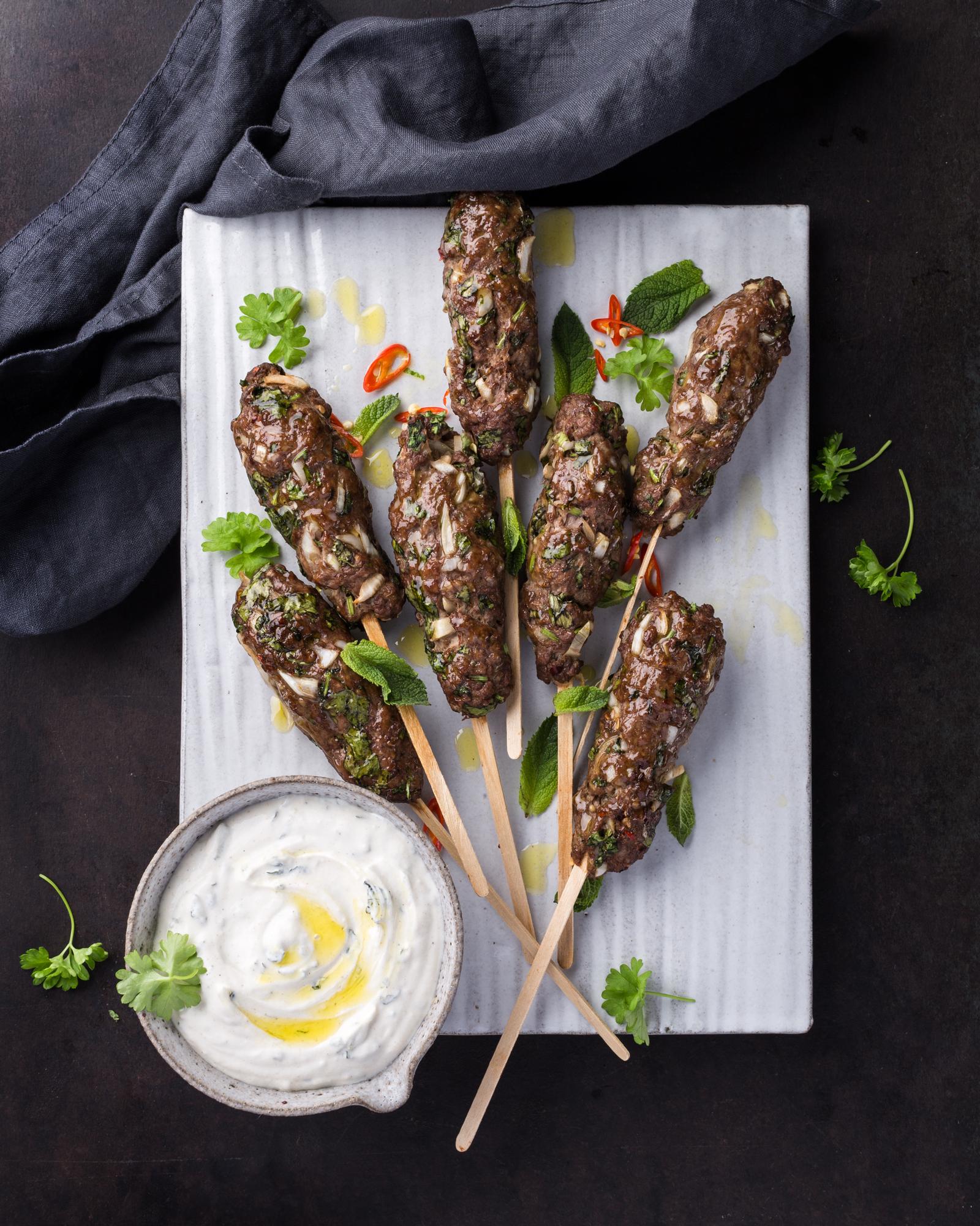 Spiedini di kebab di manzo