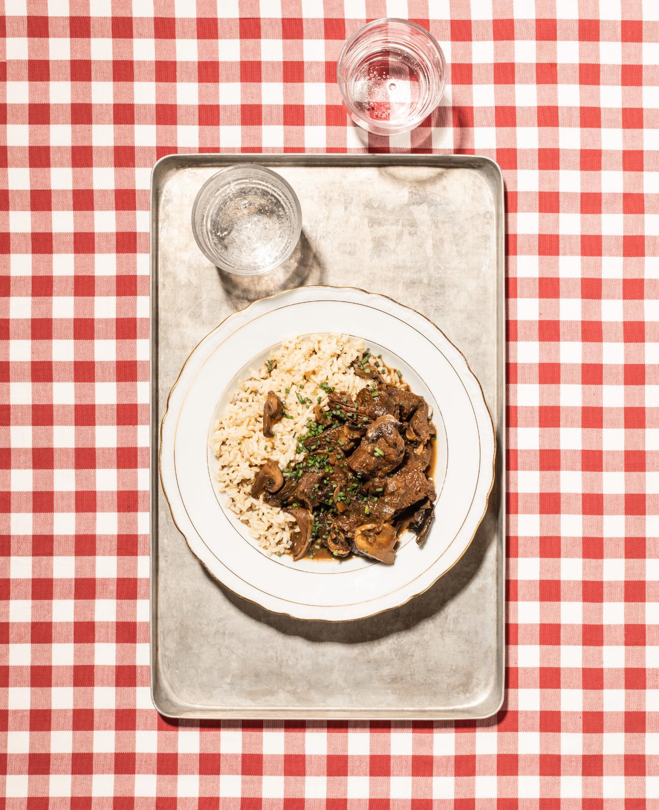Manzo ai funghi con riso