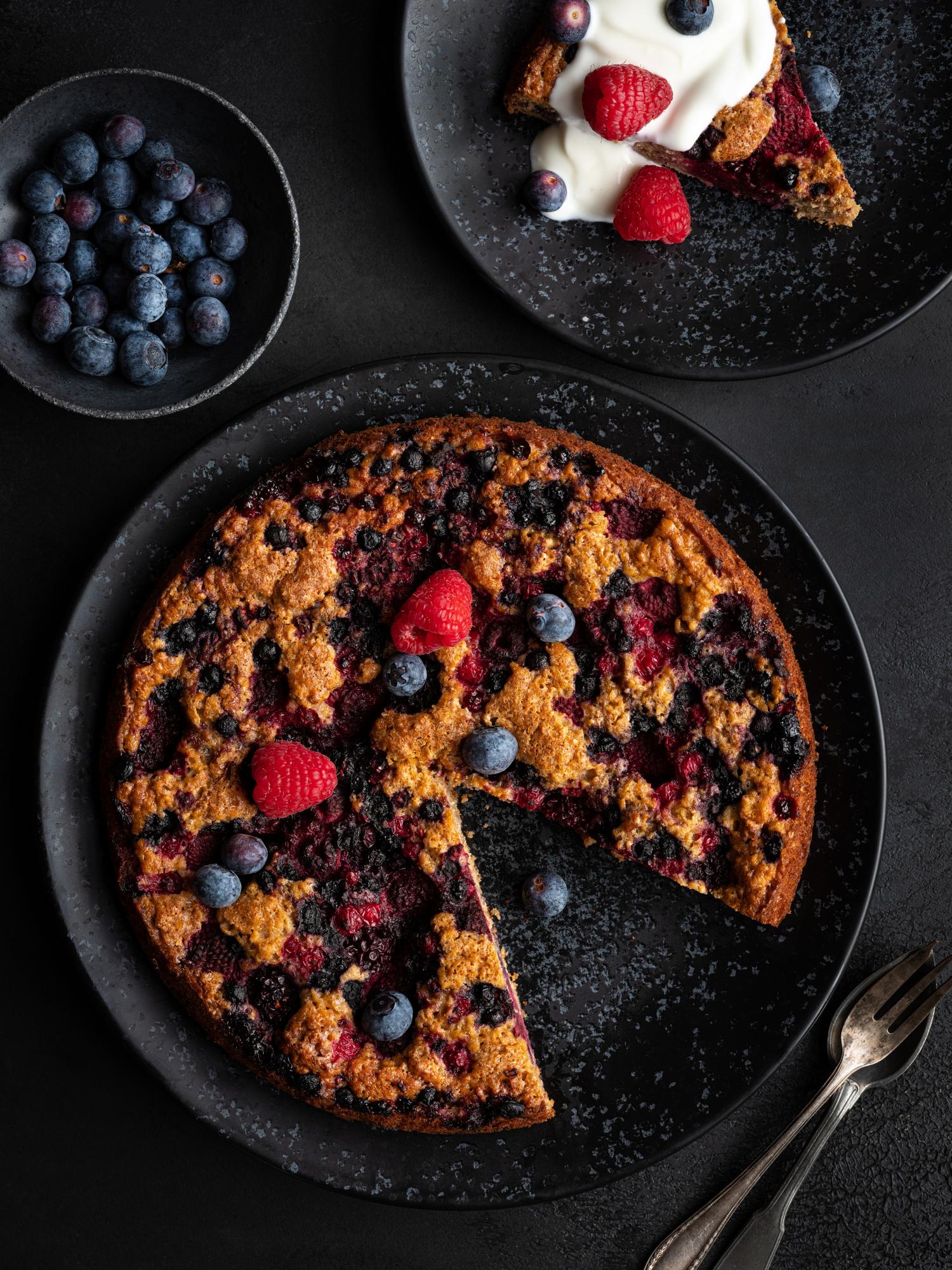 Torta allo yogurt con frutta