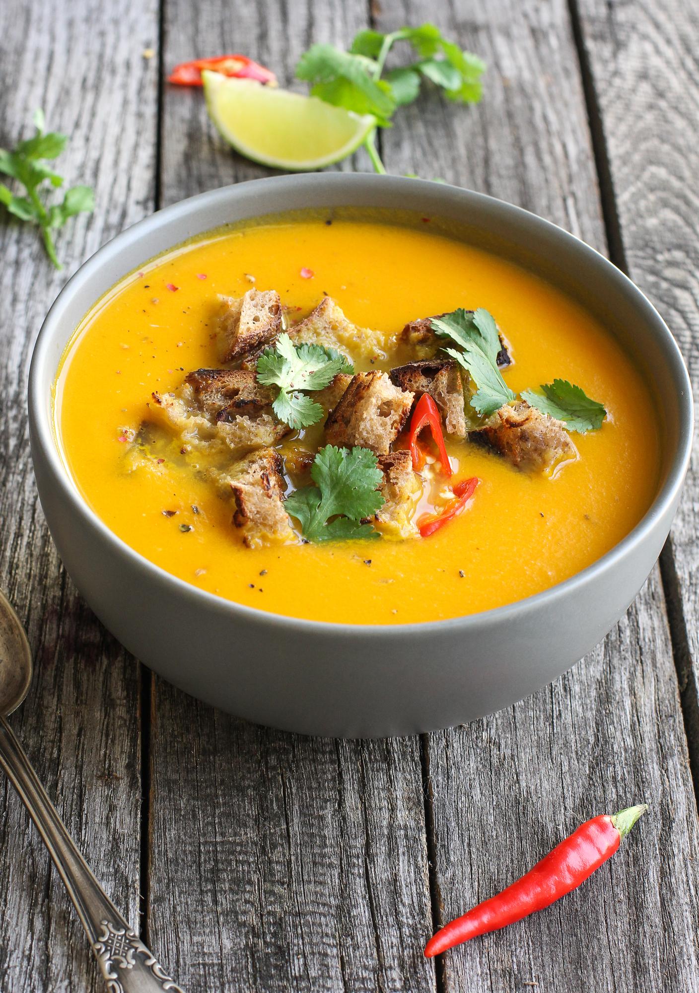Zuppa di carote con peperoncino