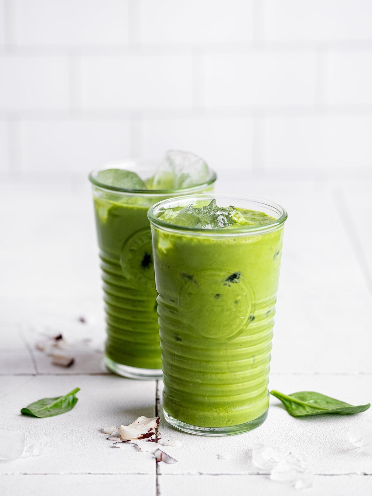 Frullato ghiacciato al cocco e spinaci