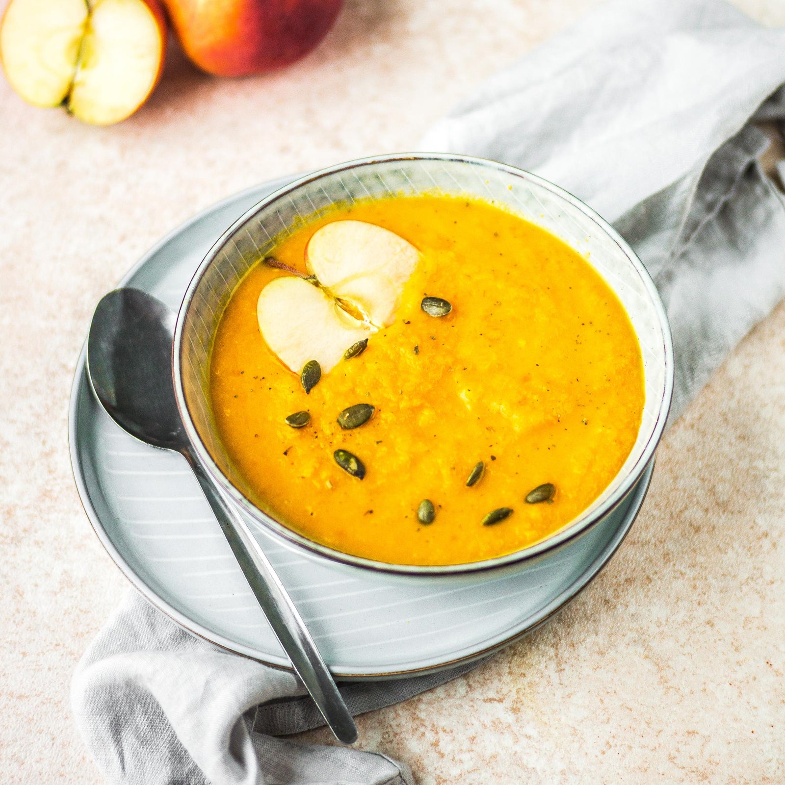 Vellutata di zucca e mela