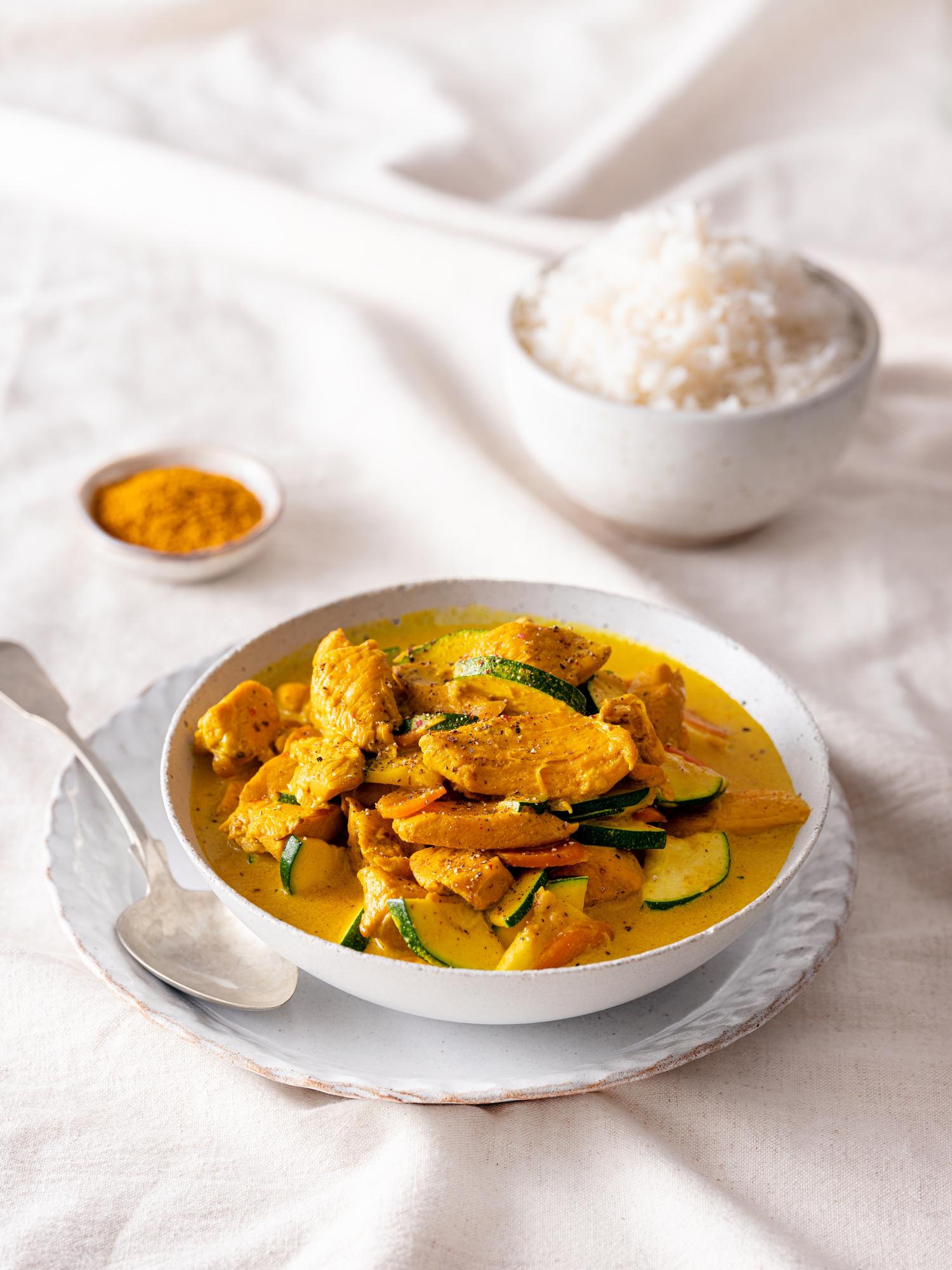 Bocconcini di pollo in salsa al curry