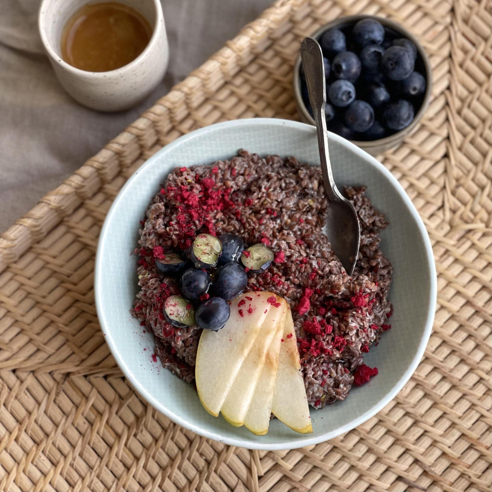 Porridge con semi di lino