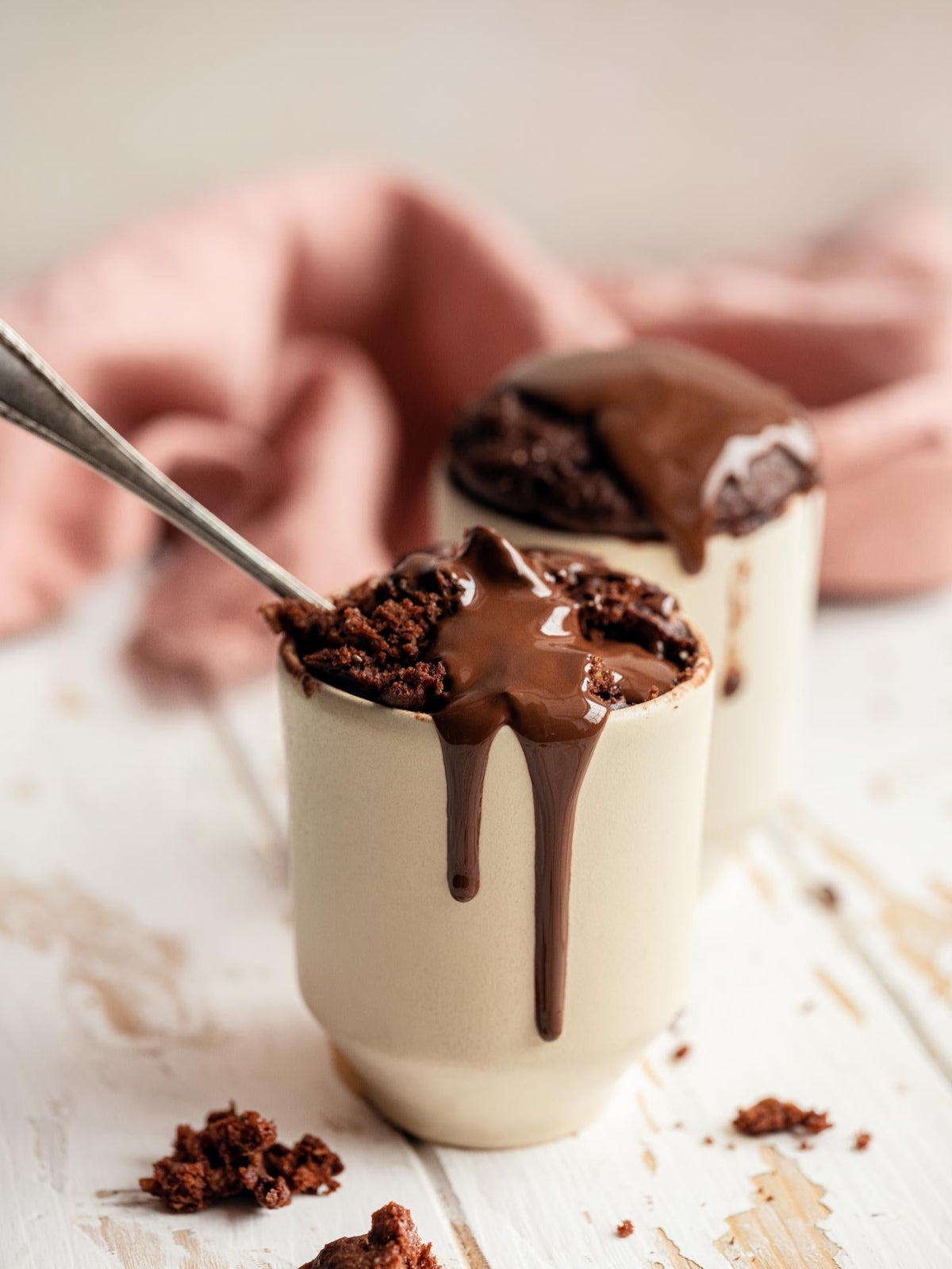 Tortino al cacao con glassa al cioccolato