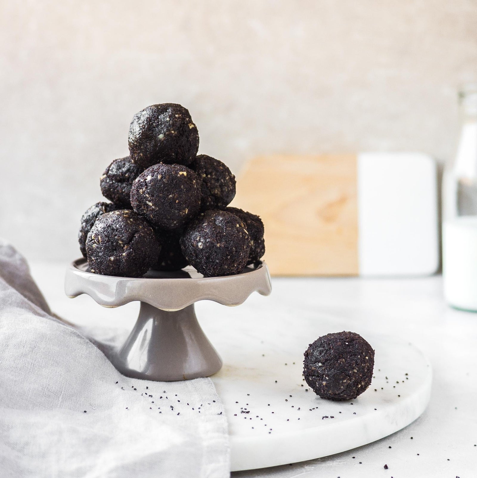 Palline di semi di papavero al cacao