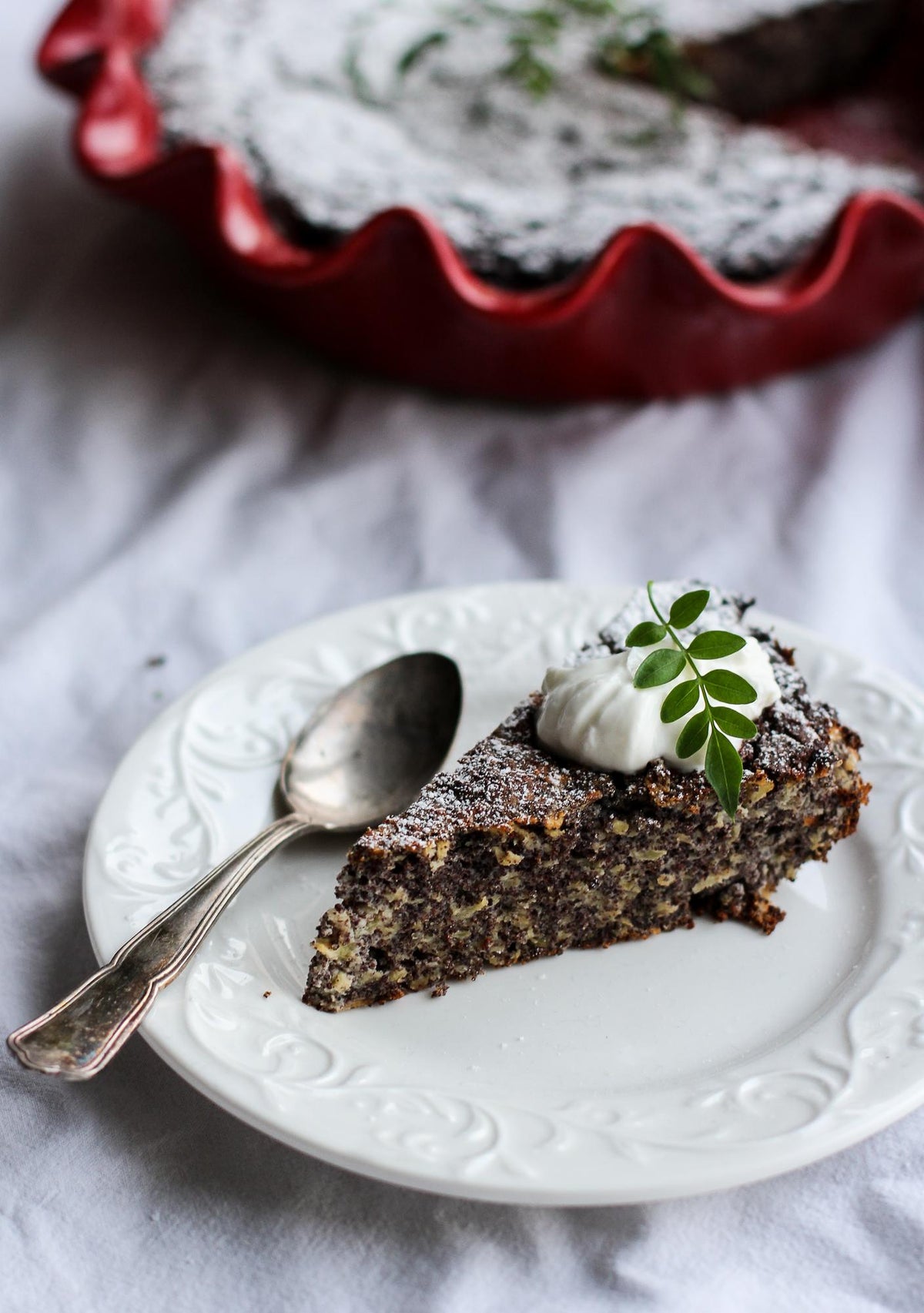 Torta di papavero con mele