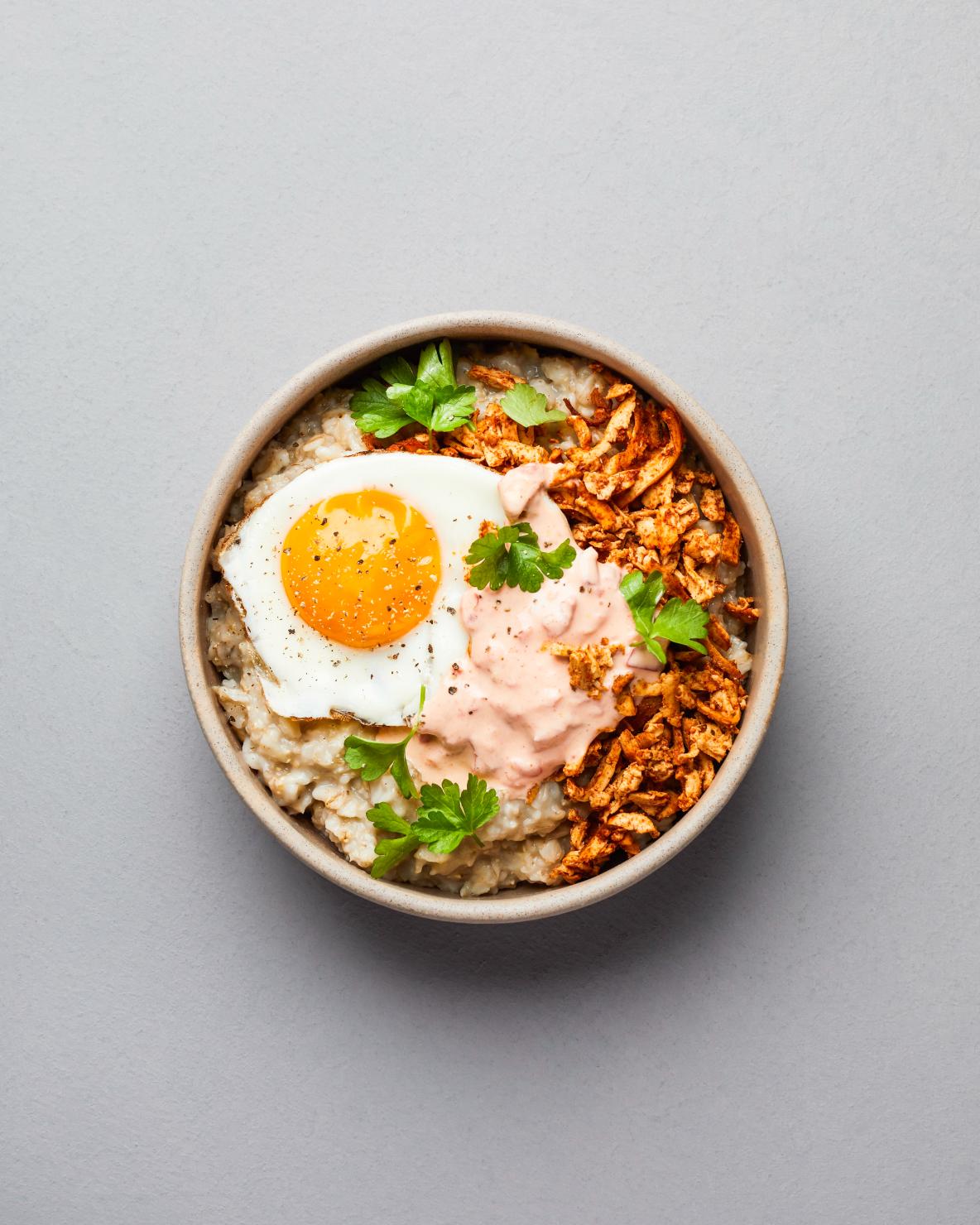 Porridge di avena con tofu chorizo