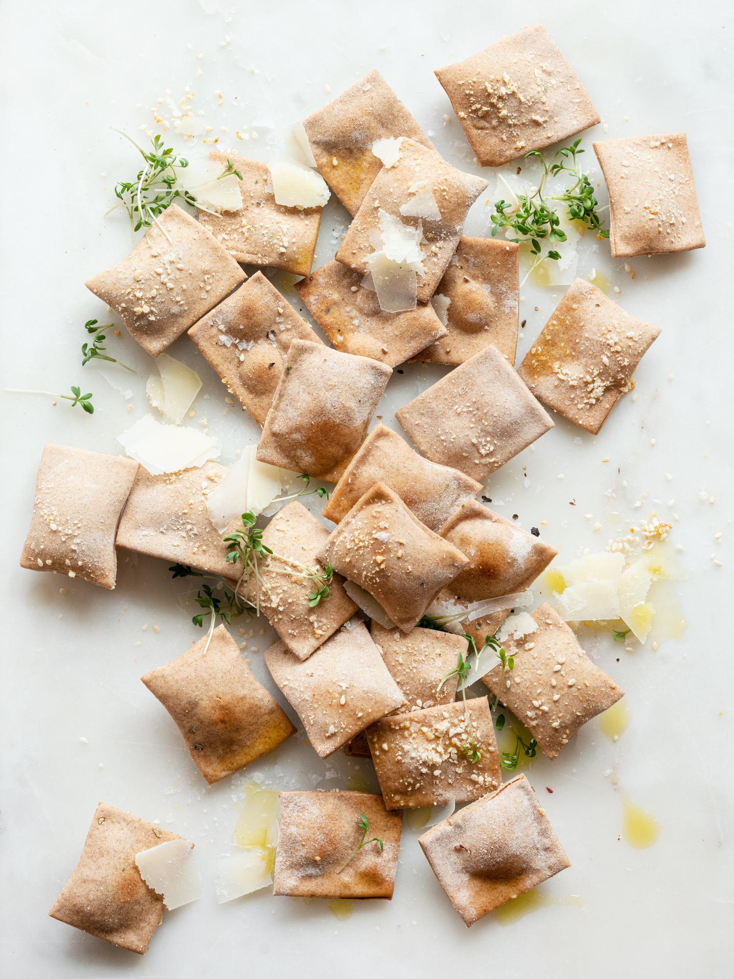 Crackers al parmigiano