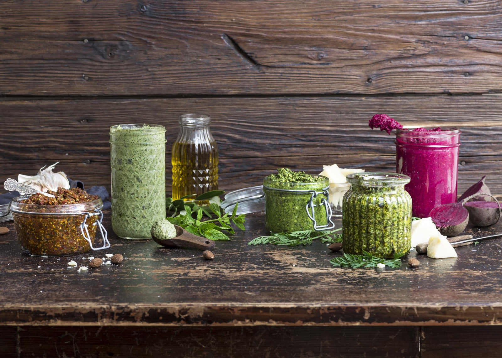 Pesto di foglie di carota