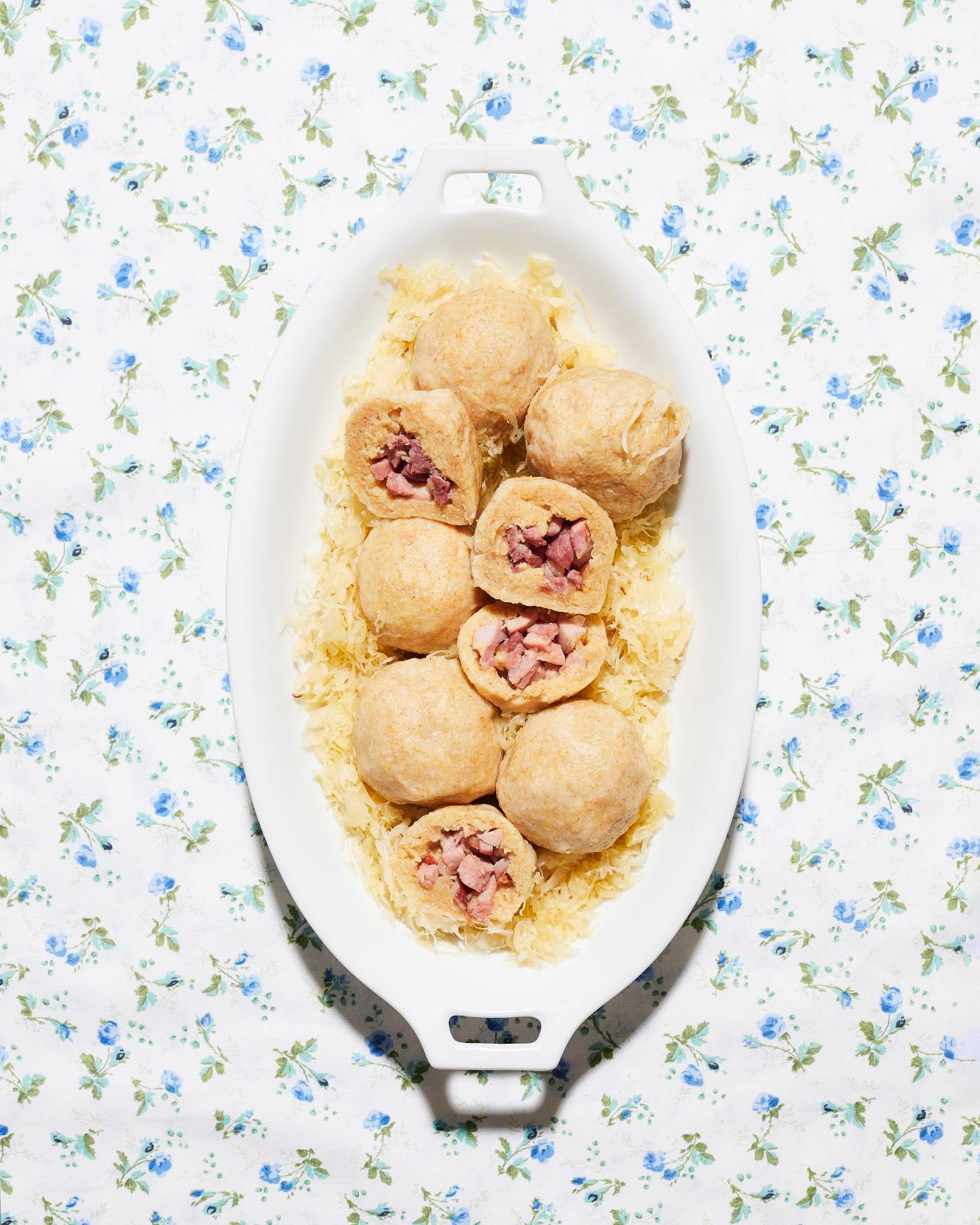 Canederli di patate ripieni con crauti