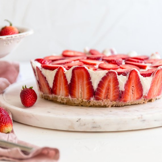 Torta alla ricotta con fragole