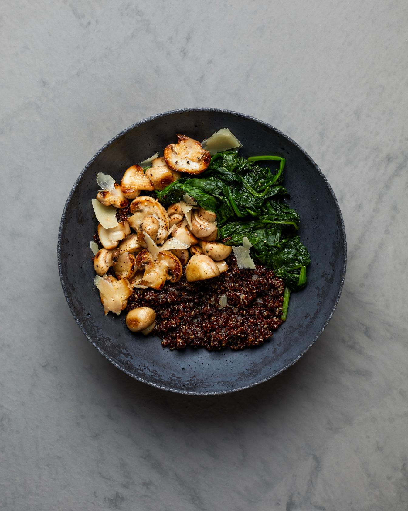 Porridge di quinoa con parmigiano e champignon