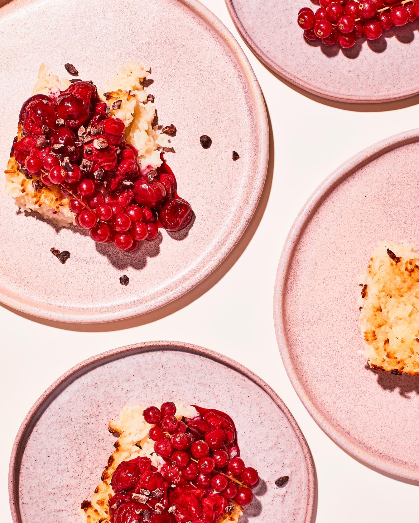 Budino di riso con ciliegie