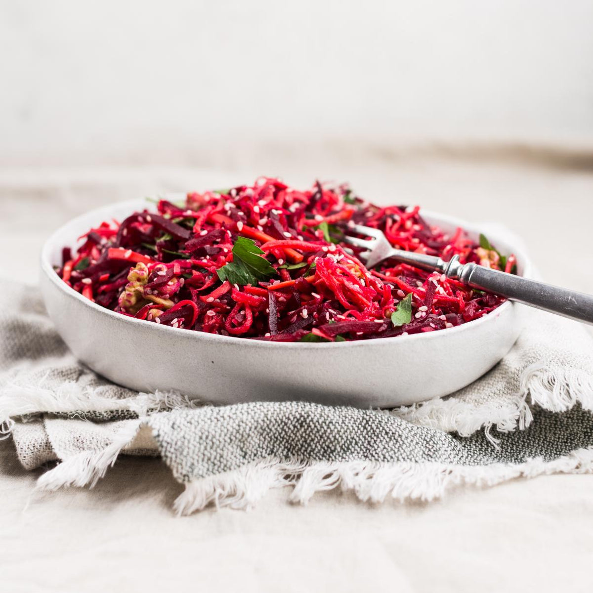 Insalata di barbabietola rossa con noci