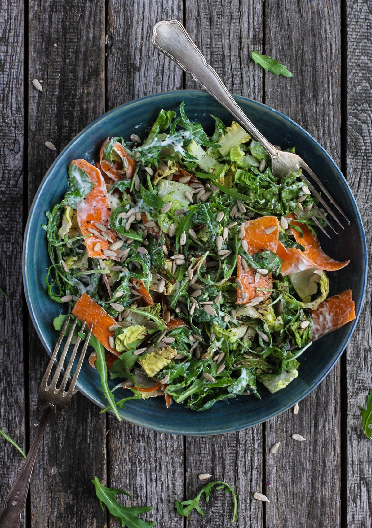 Insalata con semi di girasole