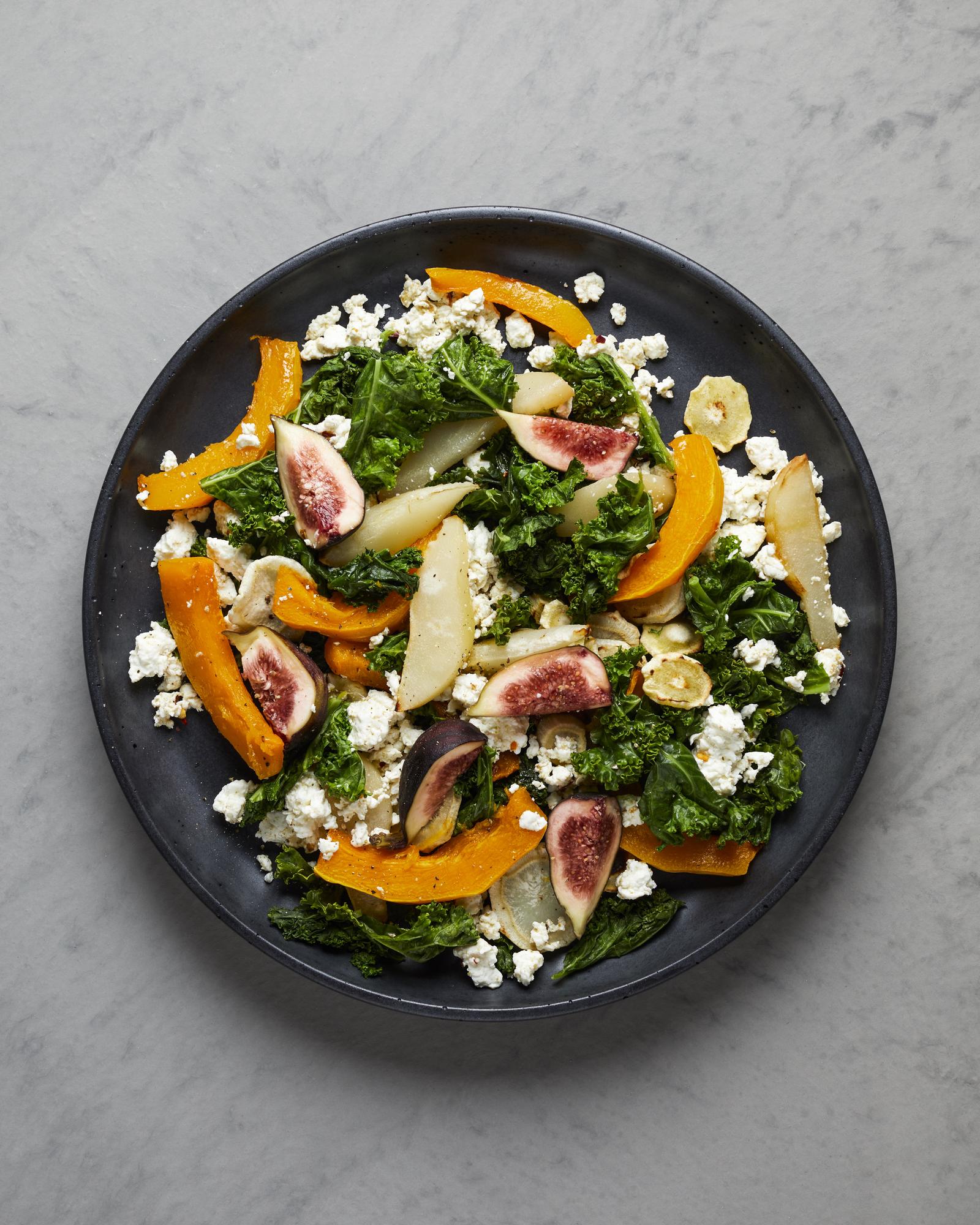Insalata con zucca arrostita, pere e fichi