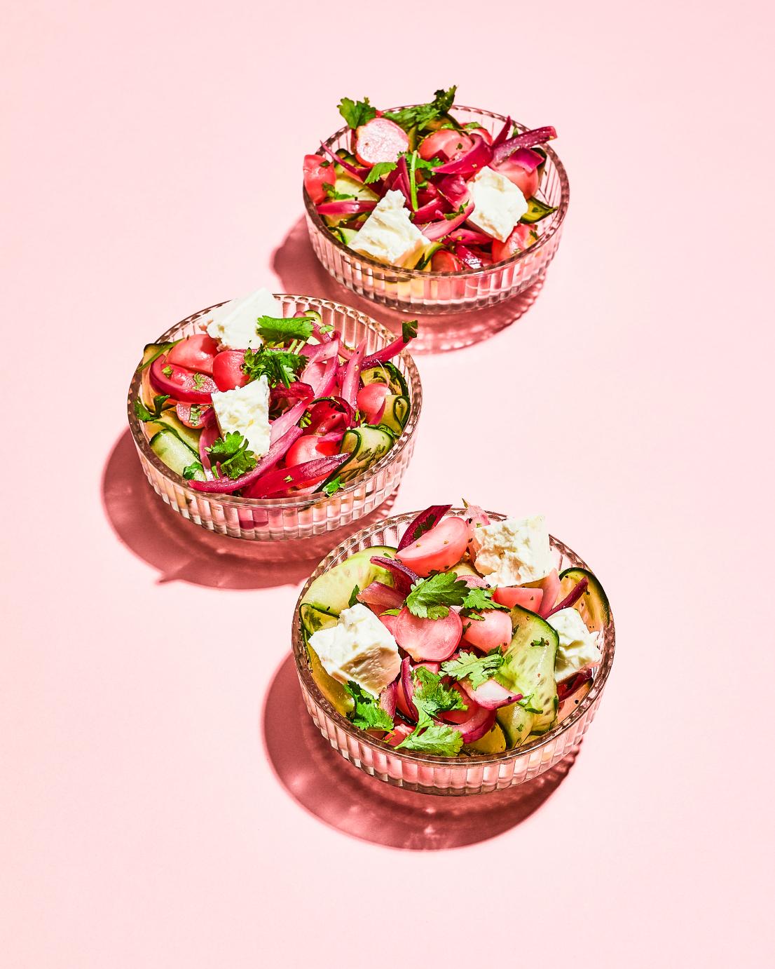 Insalata di ravanelli marinati con formaggio feta