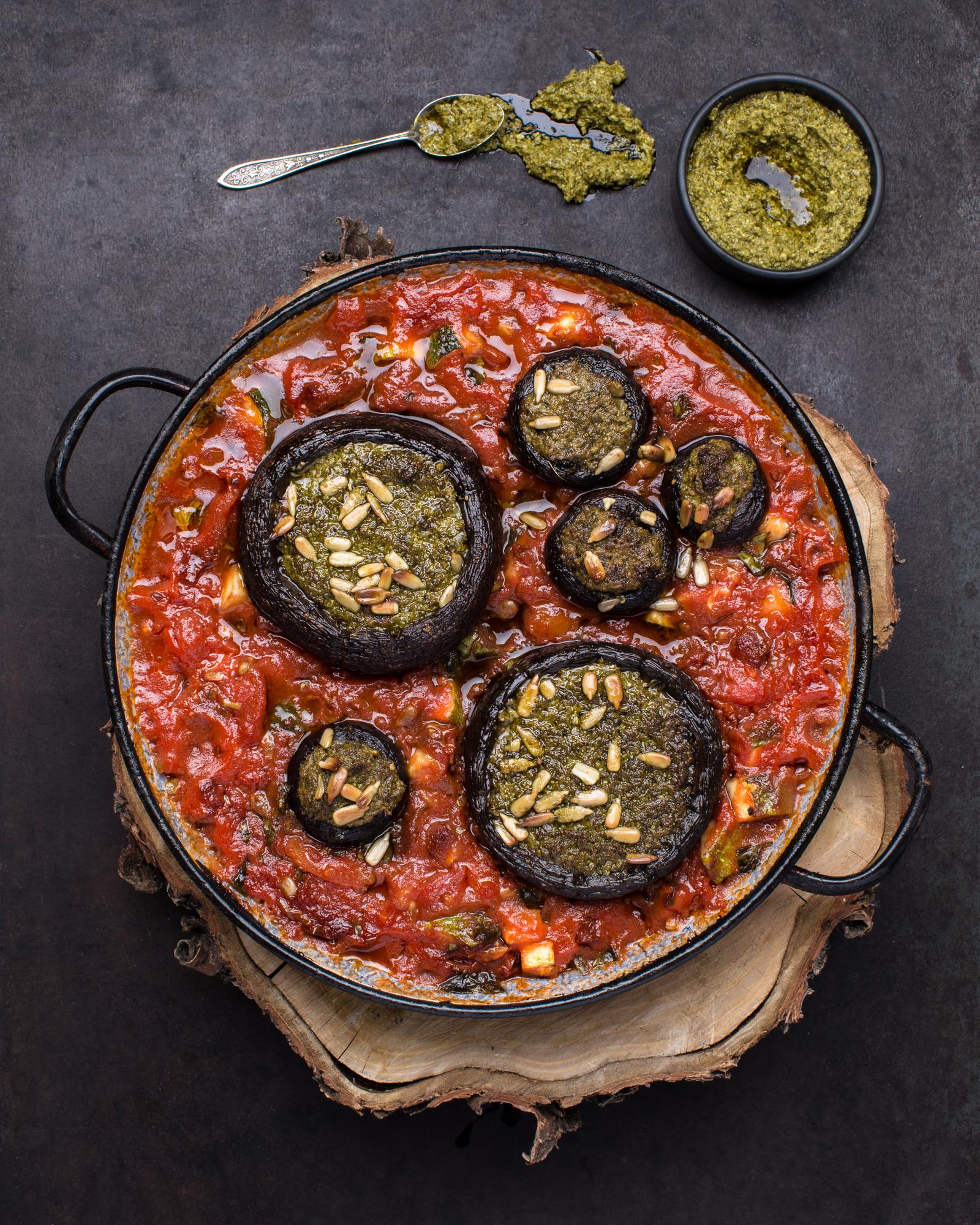 Funghi in salsa di pomodoro