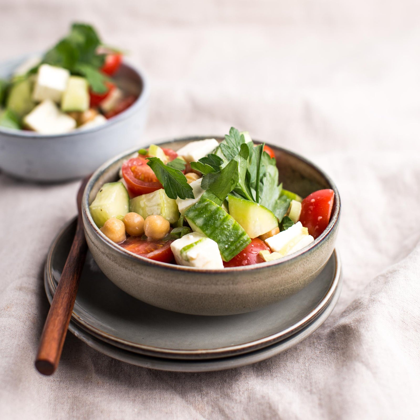 Insalata veloce con feta e ceci