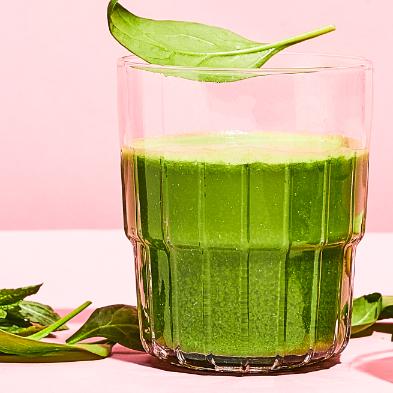 Succo di sedano a coste e mela verde