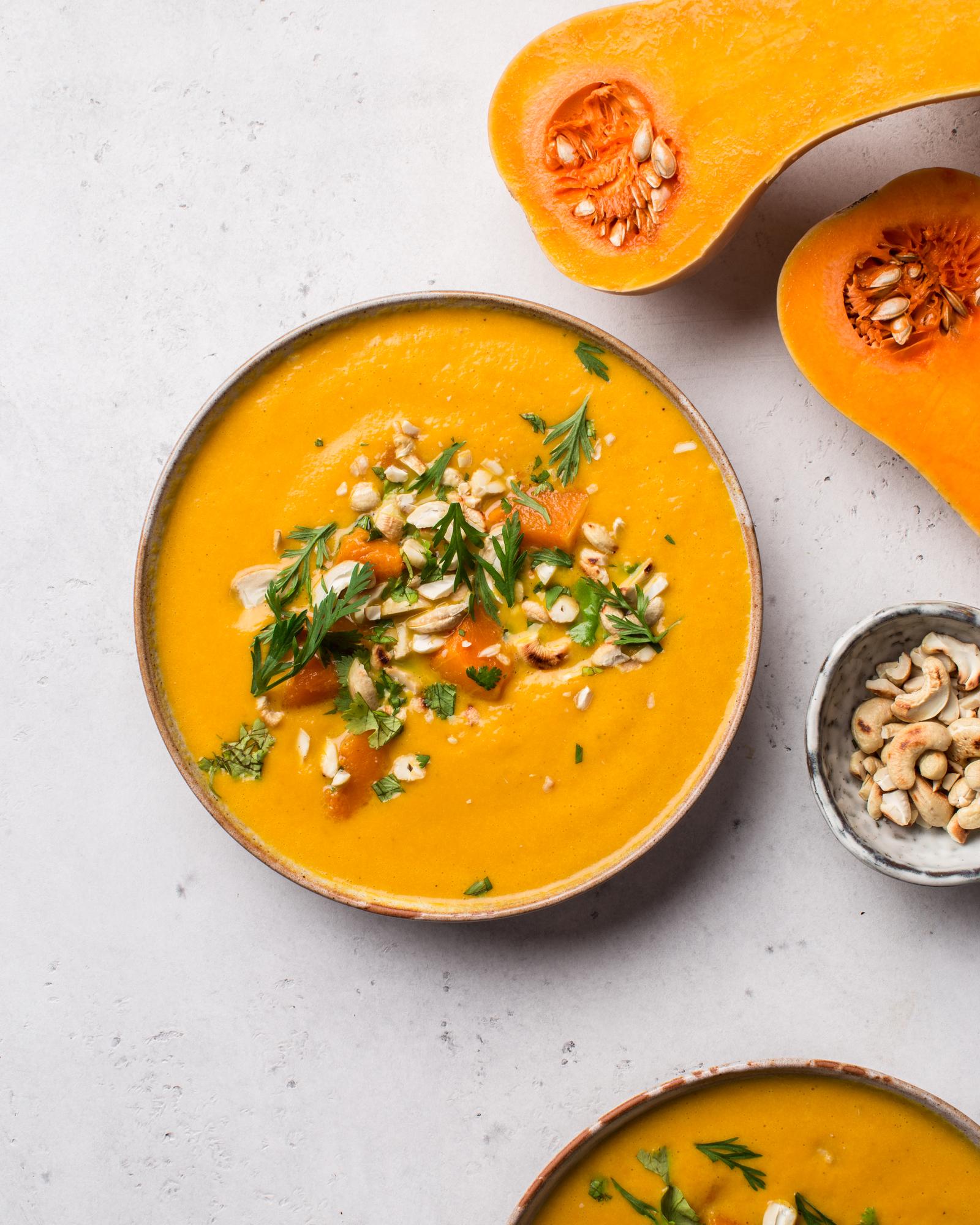 Vellutata di zucca con carote e zenzero