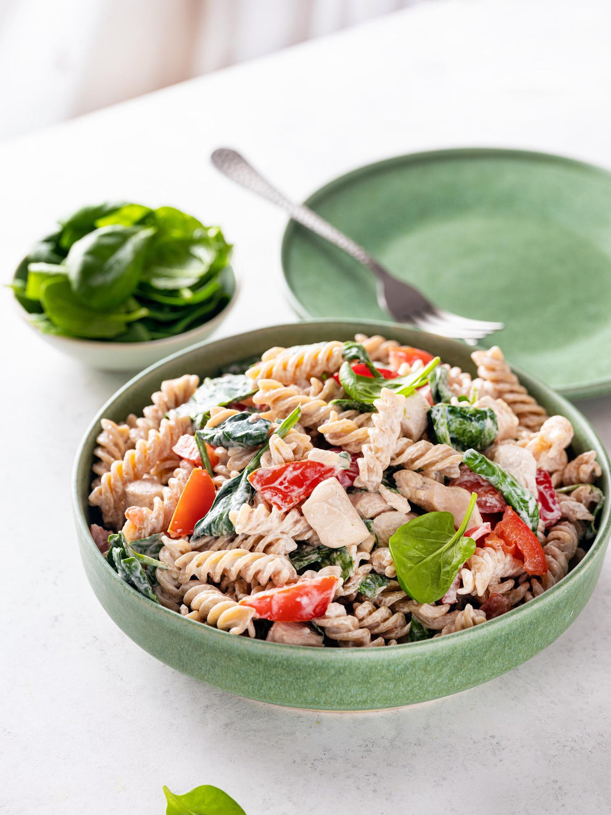 Insalata di pasta con pollo