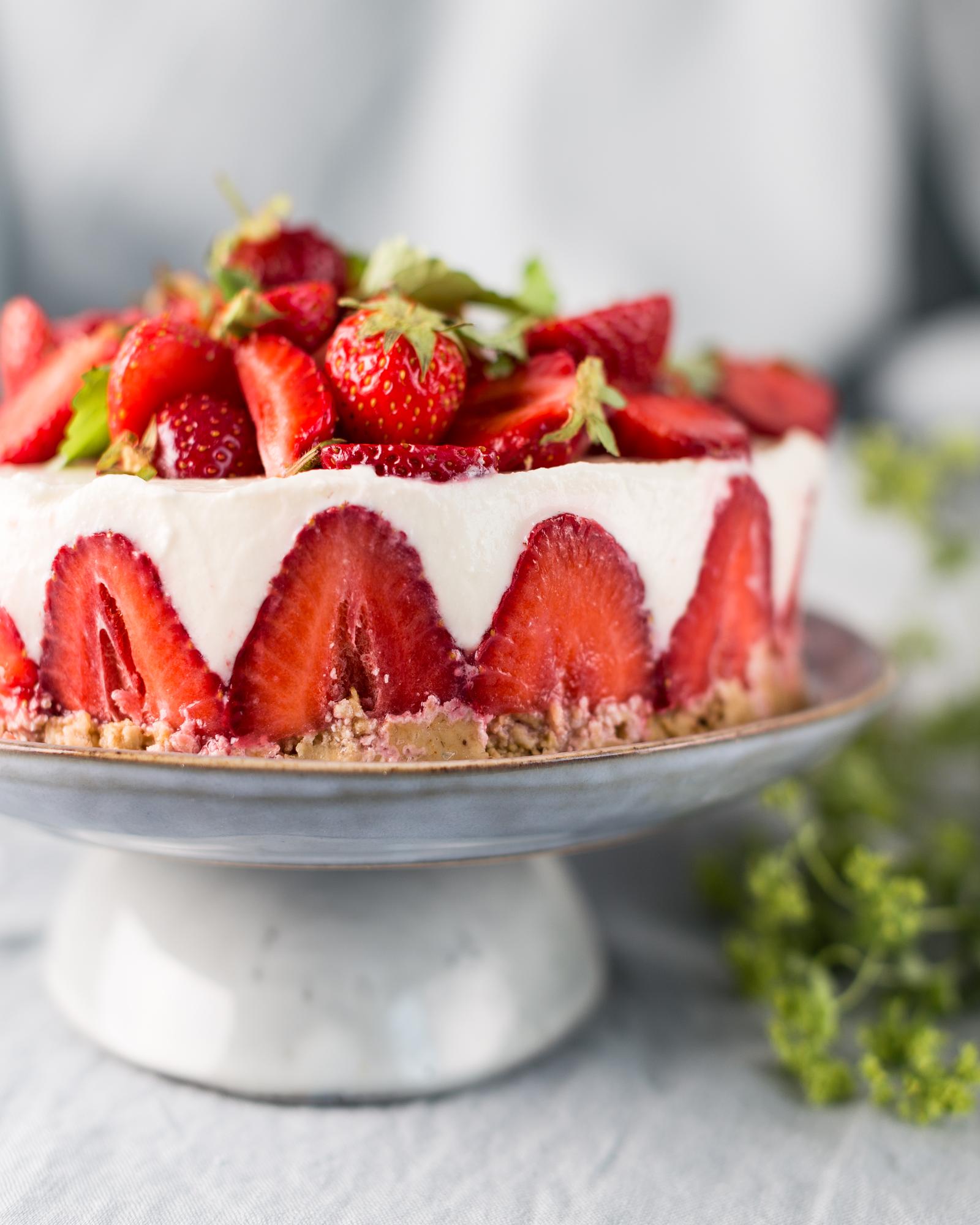 Torta di ricotta con fragole