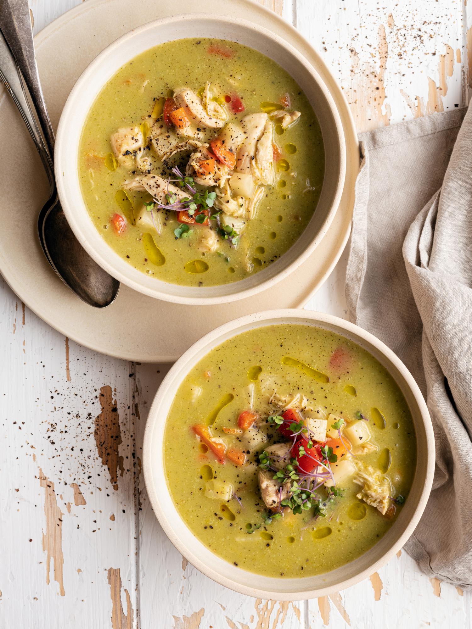 Zuppa di zucchine con pollo